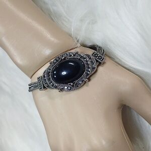 Paparazzi Elegant Vintage Black and Silver Bracelet